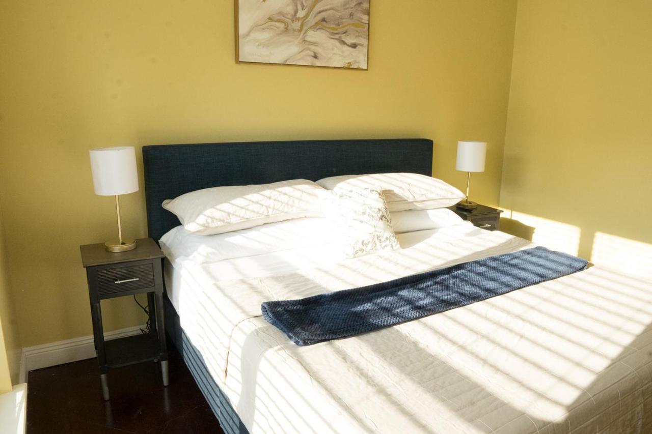Serene 3Br Apartment 4Tvs Free Wi-Fi & Parking -E- Moss Point Bagian luar foto