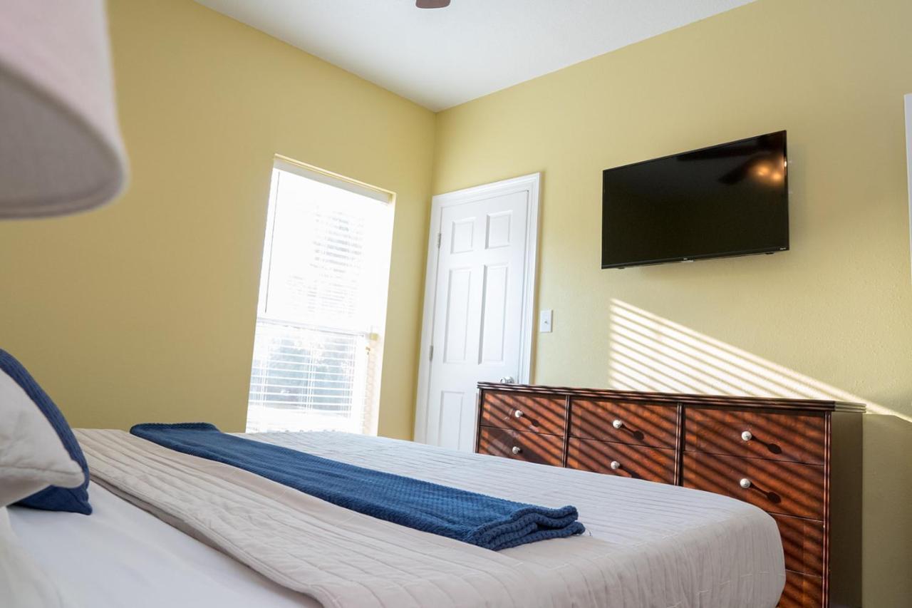 Serene 3Br Apartment 4Tvs Free Wi-Fi & Parking -E- Moss Point Bagian luar foto